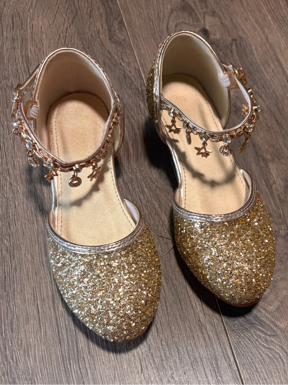 Kids heels
